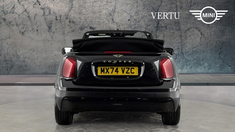 MINI Cooper 2.0 C Classic 2dr Auto Petrol Convertible